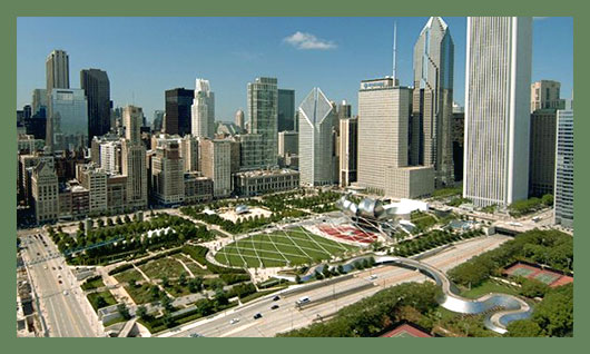 Пейзаж Чикагского Миллениум-Парка меняется круглый год и демонстрирует красоту местной растительности. Сад Лури олицетворяет девиз города Чикаго: «Город в саду».