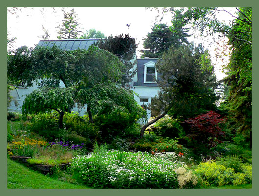 Maison et Jardins Chenier-Sauve – Дом и сад Шенье-Сове